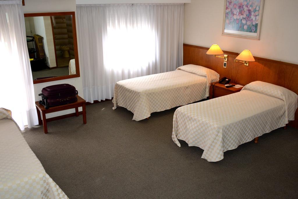 Hotel Росарио Екстериор снимка